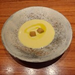 luogo - おおもの(玉蜀黍)の冷製スープ＆クルトン(2024年7月14日昼)