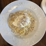 Le Delizie Del Mondo - パルミジャーノ、トリュフ、卵の手打ちタリアテッレ