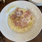 Le Delizie Del Mondo - パルミジャーノレッジャーノのリゾット生ハム添