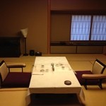 旅亭半水廬 - 朝食も夕食の時と同じ部屋で頂きます。