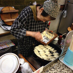 今池呑助飯店 - おばあちゃんがんばれ！