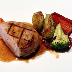 B - 画像5️⃣黒豚のグリル