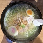あじさい 新千歳空港店 - 塩ラーメン(大盛)笑