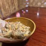 あらかきタコス - もずくのてんぷら