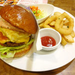 マグズカフェ - 2月限定＠明太マヨチーズオムレツバーガー（ディナーセット）