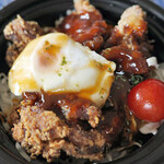 あっちゃんのからあげ屋 - ロコモコ丼