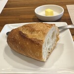 レストラン ムラヤマ - パン(お代わり出来ます…)