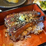 うなぎ乃助 - 母さんひつまぶしの薬味を乗せて