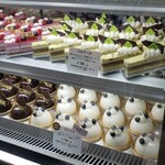 トシ・ヨロイヅカ 東京 - 