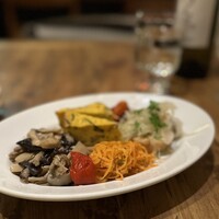 地中海食堂Oliva - 前菜盛り合わせ