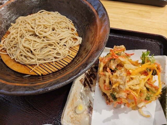 紅生姜のかき揚げ』by さぁにゃい : 生そば あずま つきみ野店 (AZUMA