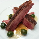 ヌガ - ビュルゴー家シャラン鴨胸肉のロースト