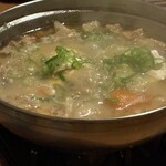 やきとりの一平 中島本店 - モツ煮込み