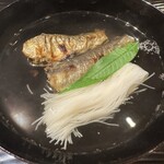 富小路 やま岸 - 焼き鮎に白髪素麺のお椀