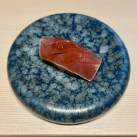 鮨 浩也 - 赤身の漬け