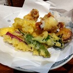 味処 とっくり - タコと鳴門金時の天ぷら