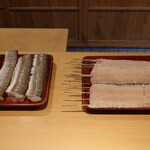 富小路 やま岸 - 骨切りされた鱧