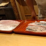 富小路 やま岸 - 明石の鯛と淡路の鬼鯵