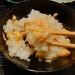 富小路 やま岸 - お替り　鮭とコーンのご飯でシャコーン