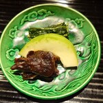 富小路 やま岸 - 香の物（柴漬、白瓜、野沢菜？）