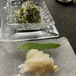 美国観光ハウス - 大根サラダと、朝からイカ刺したっぷり