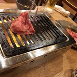 焼肉ホルモン新なるぼんず - 