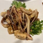 創作居酒屋 ごほうび - イカバター醤油炒め　８００円