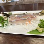 さぎり屋 - 鮎の姿創り、透き通った身が感動