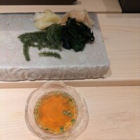 すし岩瀬 - ガリ2種・海ブドウ・生ワカメ