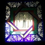 MARUFUJI WINERY - 萌え木の村のガラスアートを手掛けた方の作品『剪定1月～2月』