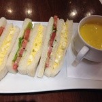 グルメ - 卵サンドとかぼちゃスープ