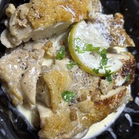 カリーナ カリーナ - チキンステーキトリュフソース カリーナ カリーナ - チキンステーキトリュフソース