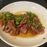 ひょっとこ - タレ付ジンギスカン　写真は一人前