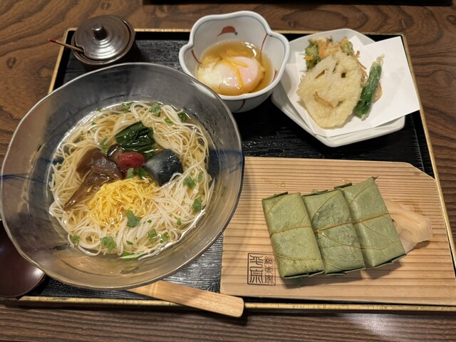 Kaki no Hazushi Hiraso Nara Ten - Kintetsu Nara/Sushi | Tabelog Kaki no Hazushi Hiraso Nara Ten - Kintetsu Nara/Sushi | Tabelog