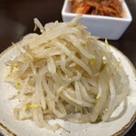 炭火焼肉 にく式 - もやしナムル