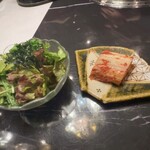 焼肉 拍手喝采 - コース→サラダ・キムチ