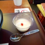 担担麺や 天秤 - 杏仁豆腐