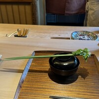 室町 唯 - 