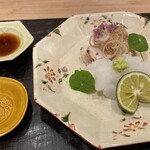 新屋敷 幸福論 - ・マナカツオとイカのお造り