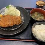 TONKATSU GINZA BAIRIN - ロースカツ定食