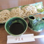 手打そば伊豆屋 - 『 もりそば（大盛り）　￥６５０ 』