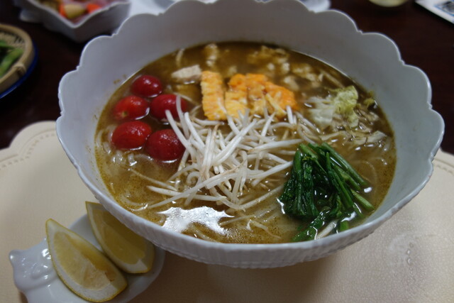 ナリッシュ18　ハナサマ Niku no Hanamasa Akasaka Ten - Tameike Sanno/Convenience