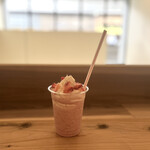 フルーツラボ しまなみ - アイスいちごスムージー