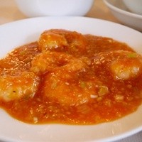 中国料理 満楼日園 - 海老のチリソース煮。