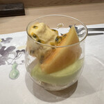 うを徳 - 夕張メロンと銚子のメロン、屋久島のパッションフルーツ、寒天、夕張メロンのアイス