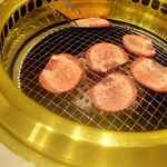 やきにく 燈火園 - 