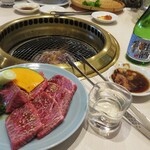 やきにく 燈火園 - 