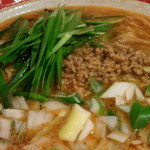 いせのじょう - 胡麻とニラの辛口ラーメン、アップ