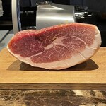 pesceco - 綺麗な生ハムの塊