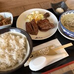 利久 - 牛たん4枚定食